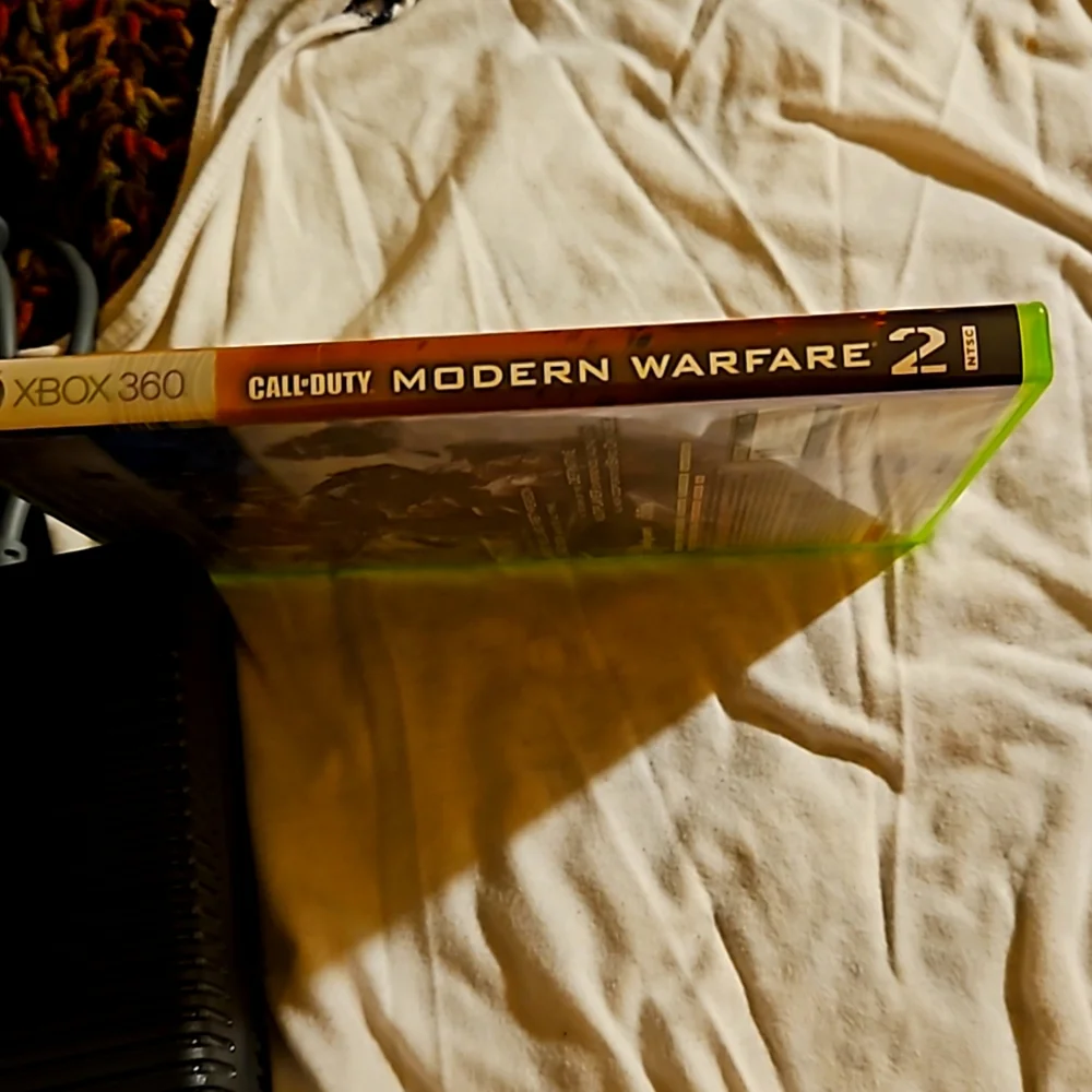 1/2 PRICE🔻Xbox Activision Call of Duty Modern Warfare 2